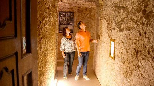 Instant Hotel Season 2 Episode 1 - Razz & Mark (Coober Pedy, SA)