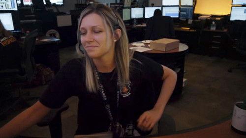 911 Crisis Center Season 1 Episode 16 - Work Family