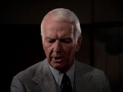 Hawaii Five-O Season 8 Episode 17 - Legacy Of Terror