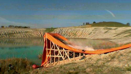 MythBusters Season 8 Episode 9 - Waterslide Wipeout