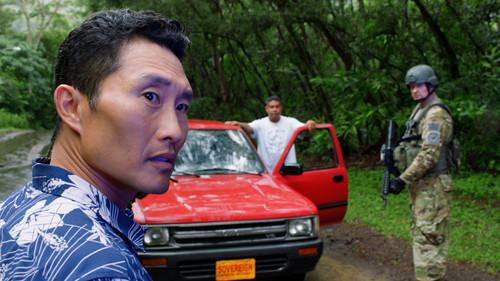 undefined Season 7 Episode 14 - Ka laina ma ke one (Line in the Sand)