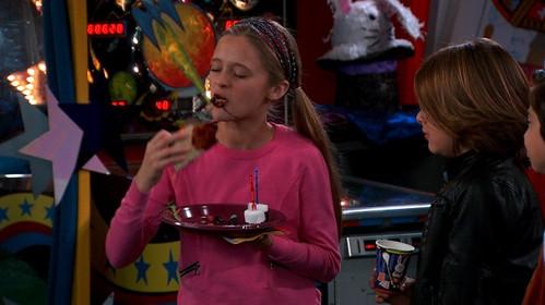 Nicky, Ricky, Dicky & Dawn Season 1 Episode 19 - Abraquadabra