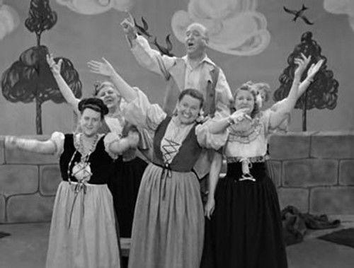 I Love Lucy Season 2 Episode 5 - The Operetta