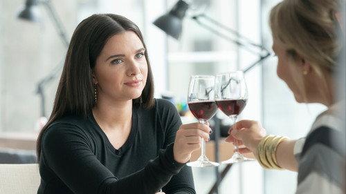 The Bold Type Season 4 Episode 1 - Legends of the Fall Issue