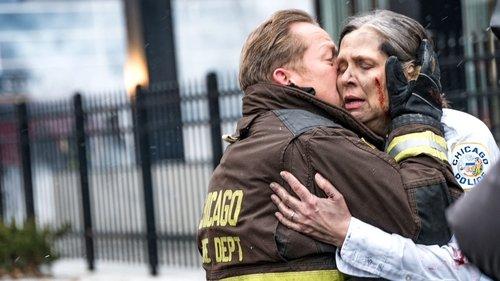 Chicago P.D. Season 5 Episode 16 - Profiles (I)
