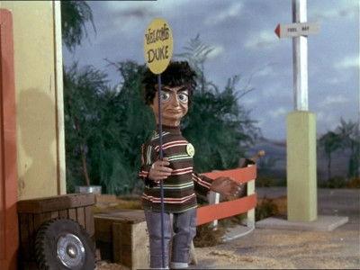 undefined Season 1 Episode 10 - Titan Goes Pop