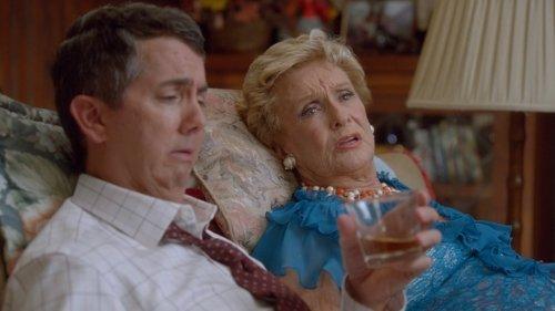 Raising Hope Season 3 Episode 4 - If a Ham Falls in the Woods