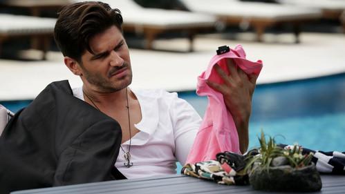 Siyah İnci Season 1 Episode 2 - Episode 2