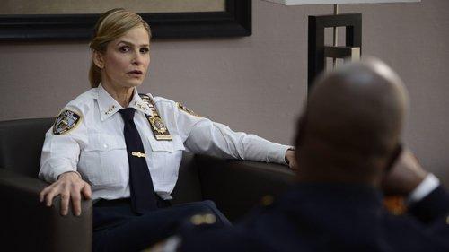 Brooklyn Nine-Nine Season 2 Episode 22 - The Chopper
