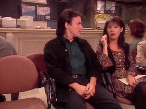 Un gars, une fille Season 3 Episode 11 - Au salon 1 - Papa vient souper - La file d'attente 3