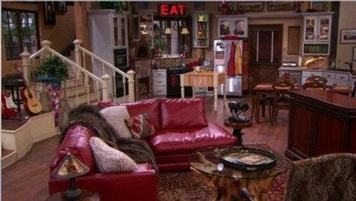 undefined Season 4 Episode 1 - Sweet Home, Hannah Montana