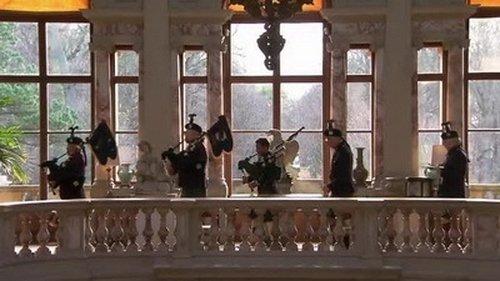 The Amazing Race Season 22 Episode 10 - Working Our Barrels Off