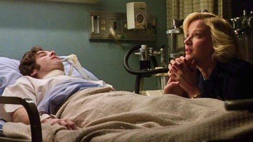 Life on Mars Season 1 Episode 16 - Everyone Knows It's Windy