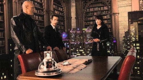 Sanctuary Season 3 Episode 9 - Vigilante