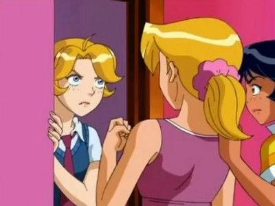 Totally Spies! Season 5 Episode 2 - Evil Roommate