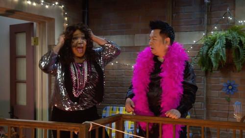 Young & Hungry Season 2 Episode 18 - Young & Doppleganger