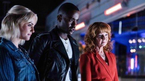 Doctor Who Season 1 Episode 7 - The Legend of Ruby Sunday (1)