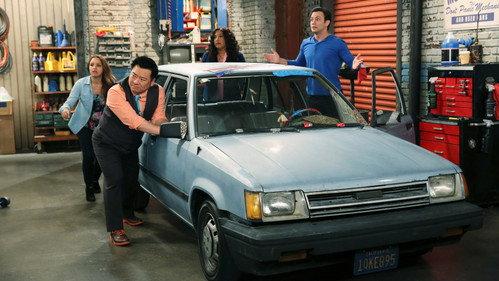 Young & Hungry Season 1 Episode 8 - Young & Car-Less