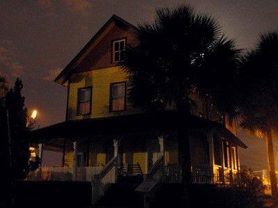 Ghost Adventures Season 1 Episode 4 - Riddle House