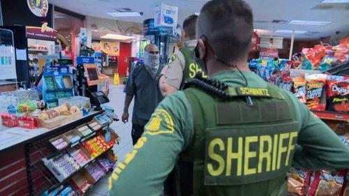 Cops Season 33 Episode 21 - Say It, Don't Spray It