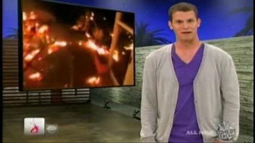 Tosh.0 Season 2 Episode 10 - Lightning Bolt LARPer