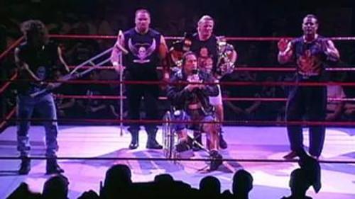 Raw Season 5 Episode 18 - Raw - May. 05, 1997