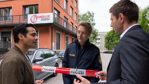 Die Rosenheim-Cops Season 25 Episode 14 - Die Autogrammjagd