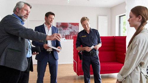 Die Rosenheim-Cops Season 20 Episode 13 - Beauty with obstacles