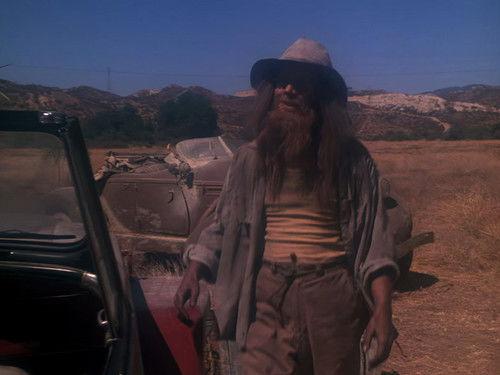 Amazing Stories Season 1 Episode 16 - Gather Ye Acorns