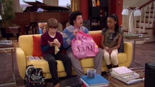 A.N.T. Farm Season 1 Episode 6 - Bad RomANTs