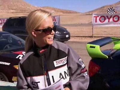 The Girls Next Door Season 3 Episode 12 - Dangerous Curves