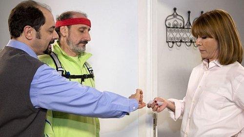 La que se avecina Season 5 Episode 1 - Una ex mujer, un ex presidente y la madre que parió al vividor follador