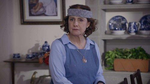 ¿Qué le pasa a mi familia? Season 1 Episode 1 - Episode 1