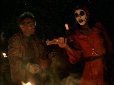 Swamp Thing Season 2 Episode 1 - Night of the Dying