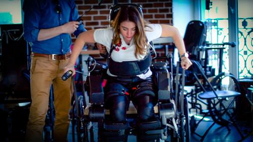 Click Season 20 Episode 8 - One Small Step