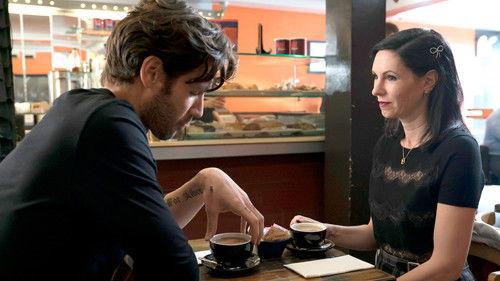 Odd Mom Out Season 2 Episode 4 - Crushed