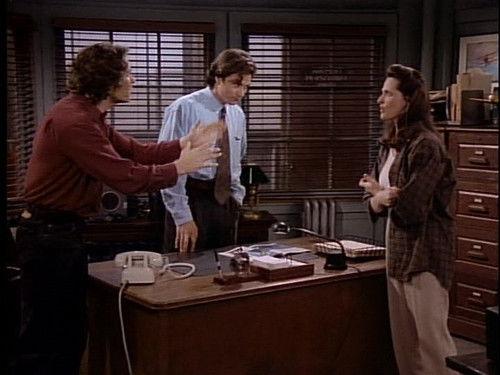 Wings Season 6 Episode 17 - Remembrance of Flings Past (2)