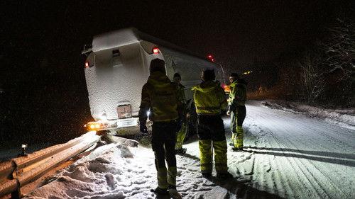 Ice Road Rescue Season 8 Episode 5 - All Nighter