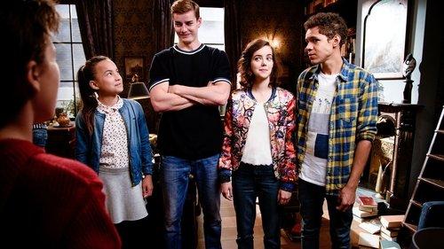 Hunter Street Season 1 Episode 1 - The New Hunter