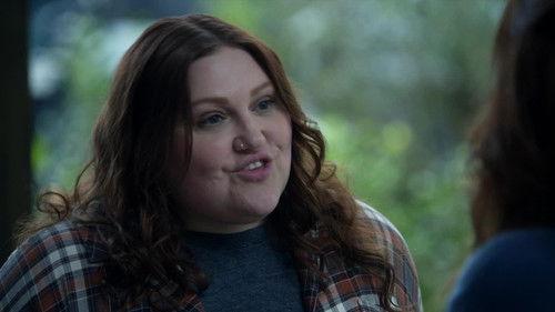 Monarch Season 1 Episode 2 - There Can Only Be One Queen