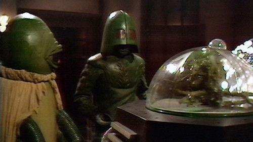 Doctor Who Season 9 Episode 6 - The Curse of Peladon (2)