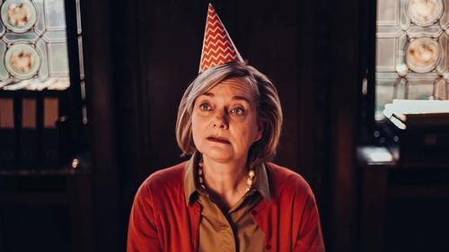 Professor T Season 1 Episode 2 - A Fish Called Walter