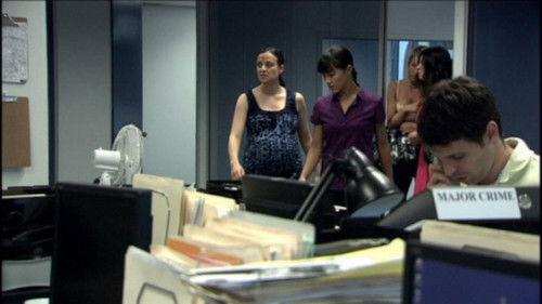 East West 101 Season 2 Episode 3 - Just Cargo