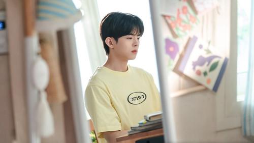 Peach Trap Season 1 Episode 3 - Three Men and One First Kiss