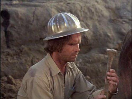 Quincy, M.E. Season 2 Episode 3 - ... The Thigh Bone's Connected to the Knee Bone ...