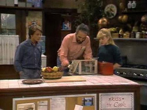 Family Ties Season 3 Episode 11 - Don't Kiss Me, I'm Only the Messenger