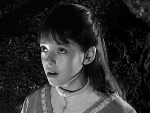 Lost in Space Season 1 Episode 7 - My Friend, Mr. Nobody