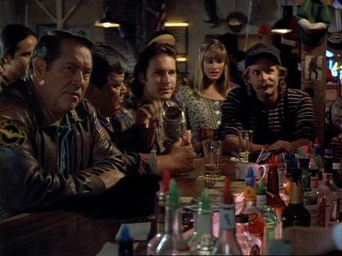 Northern Exposure Season 5 Episode 6 - Birds of a Feather