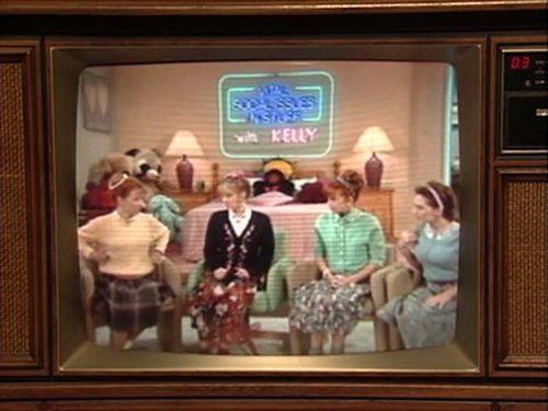 Married... with Children Season 6 Episode 10 - Kelly Does Hollywood (2)