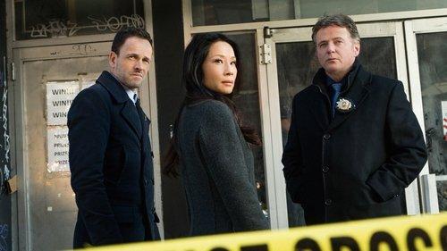 Elementary Season 4 Episode 14 - Who Is That Masked Man?